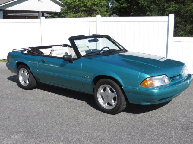 1992 Ford Mustang - photo 9