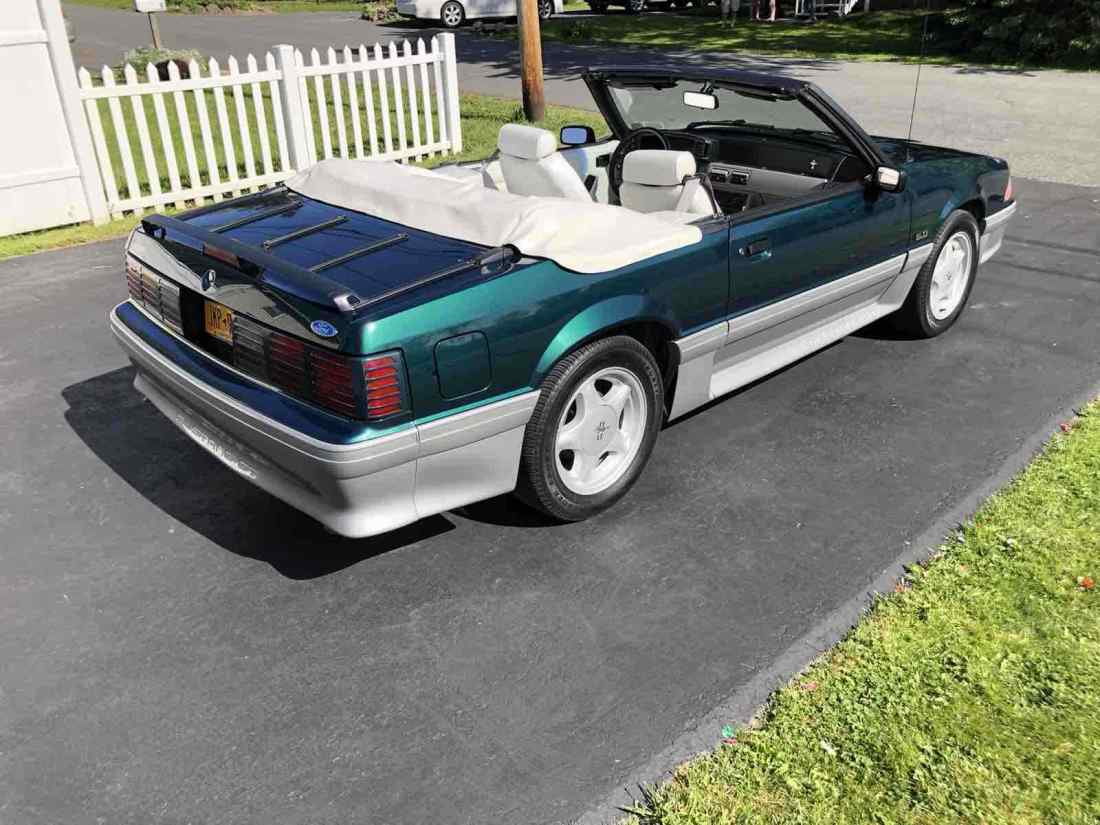 1992 Ford Mustang GT - photo 4
