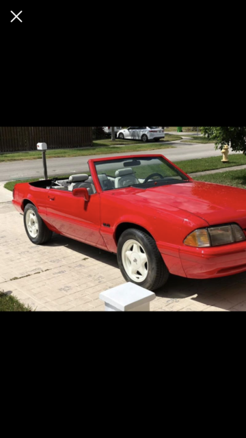 1992 Ford Mustang