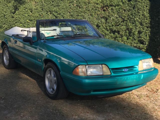 1992 Ford Mustang LX Convertible - photo 5