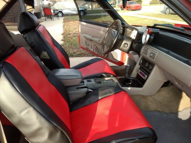 1992 Ford Mustang GT - photo 12