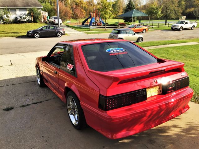 1992 Ford Mustang GT - photo 4