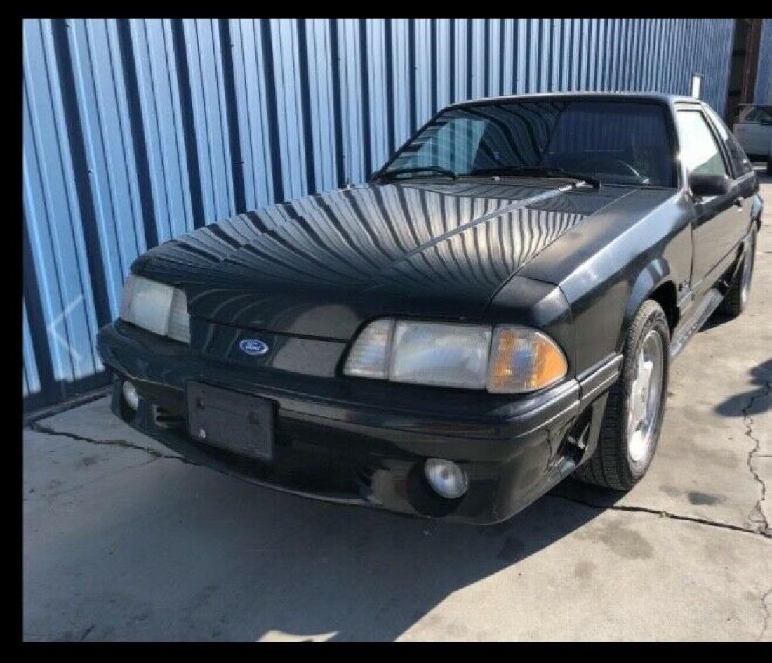 1992 Ford Mustang GT - photo 3