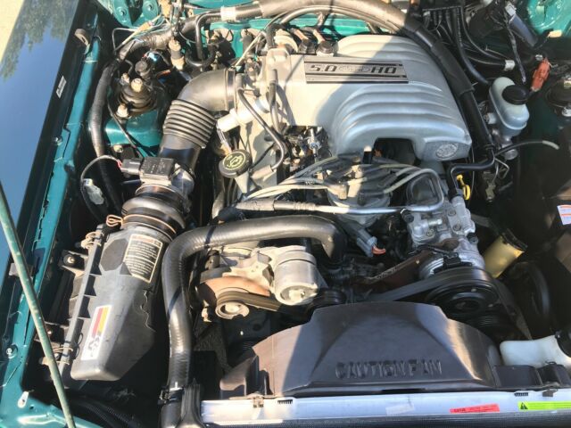 1992 Ford Mustang GT - photo 10