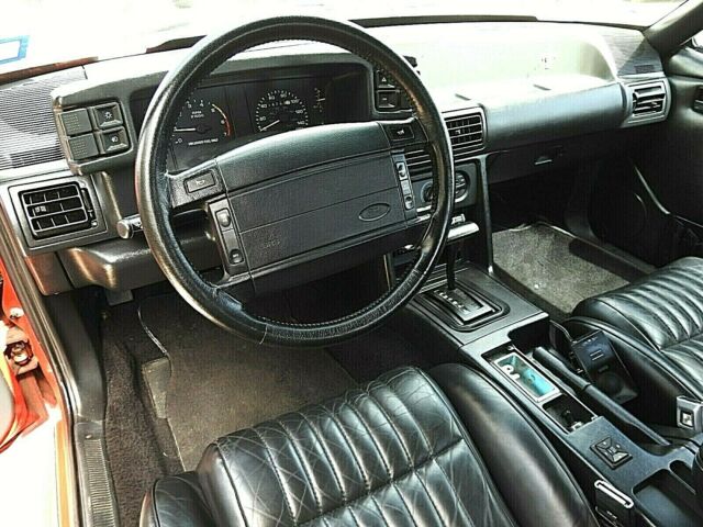 1992 Ford Mustang GT CONVERTIBLE - photo 8