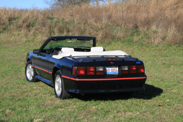 1992 Ford Mustang GT - photo 5