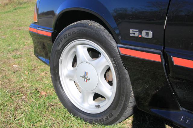 1992 Ford Mustang GT - photo 9