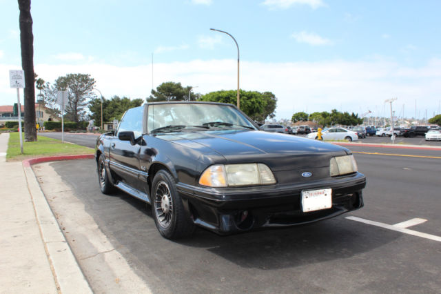 1992 Ford Mustang GT - photo 4