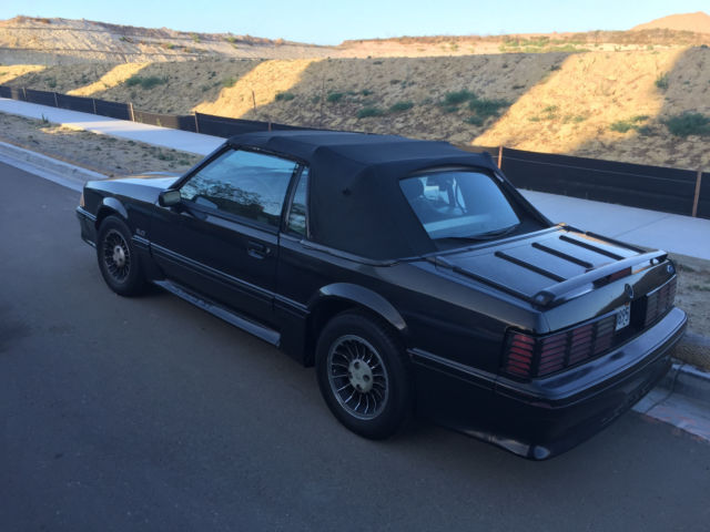 1992 Ford Mustang GT - photo 7
