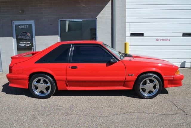 1992 Ford Mustang GT - photo 10