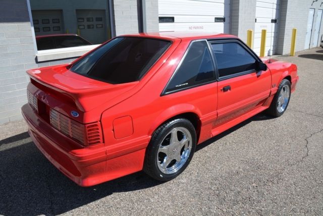 1992 Ford Mustang GT - photo 8