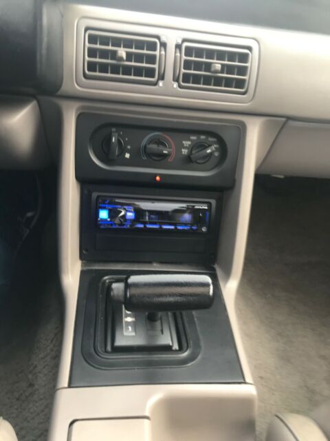 1992 Ford Mustang GT - photo 6