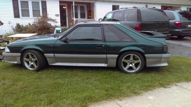 1992 Ford Mustang GT - photo 3