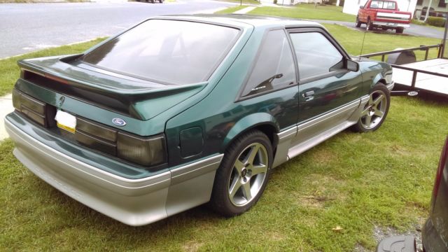 1992 Ford Mustang GT - photo 5