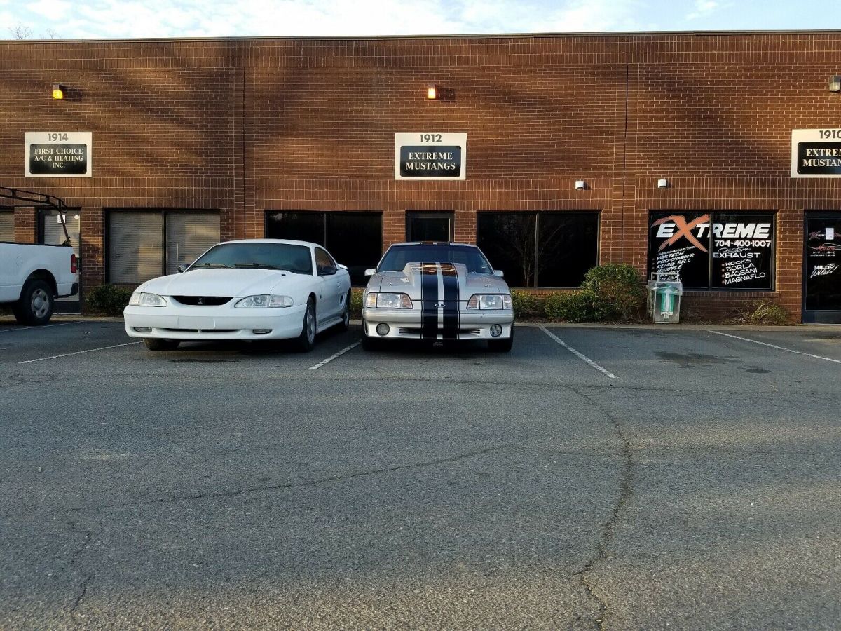 1992 Ford Mustang GT - photo 7