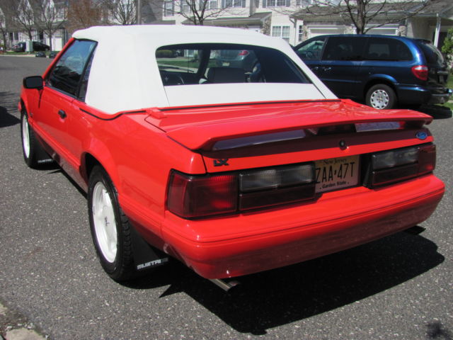 1992 Ford Mustang LIMITED SUMMER EDITION - photo 2