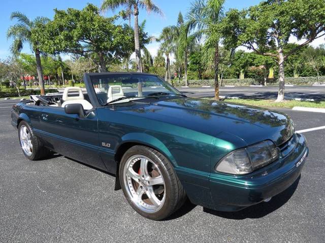 1992 Ford Mustang LX 5.0 2dr Convertible Manual 5-Speed RWD V8 5.0L Gasoline 1992 Ford Mustang LX 5.0 2dr Convertible