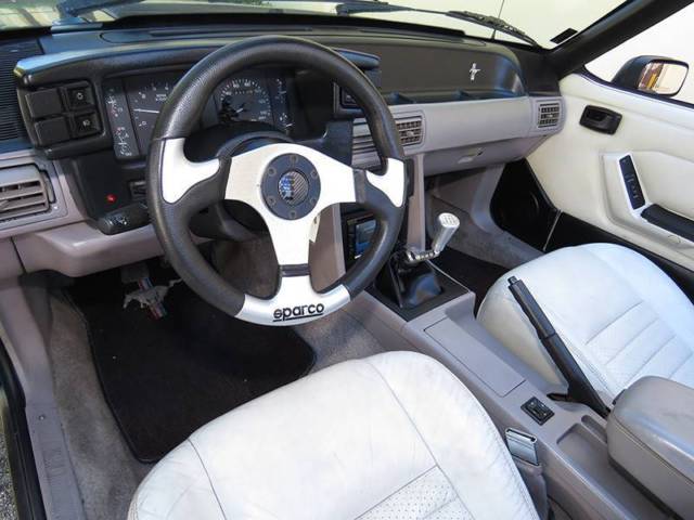 1992 Ford Mustang LX 5.0 2dr Convertible - photo 13