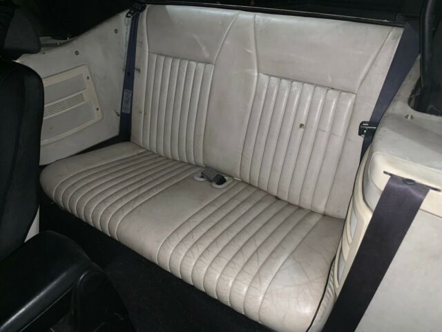 1992 Ford Mustang LX Summertime Edition - photo 9