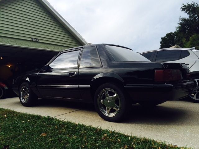 1992 Ford Mustang - photo 2