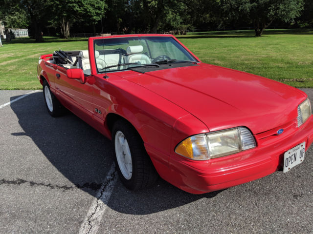 1992 Ford Mustang LX 5.0 Convertible Limited Summer Edition 1992 Ford Mustang LX