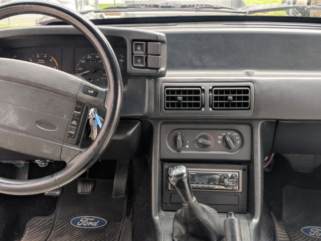 1992 Ford Mustang LX - photo 7