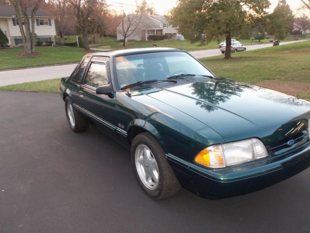 1992 FORD MUSTANG LX 5.0 COUPE / NOTCHBACK ORIGINAL 42,000 MILES EMERALD GREEN 1992 Ford Mustang LX