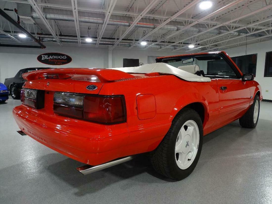 1992 Ford Mustang LX 5.0 Summer Edition - photo 12