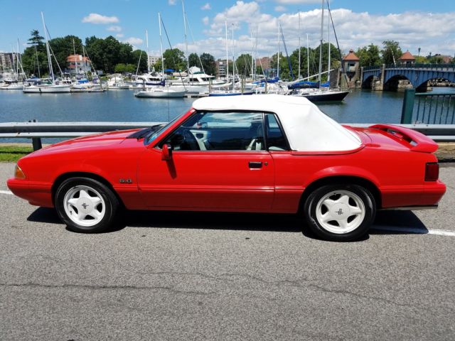 1992 Ford Mustang LX 5.0 Summer Special 37,693 Orig Miles $9,200 1992 Ford Mustang