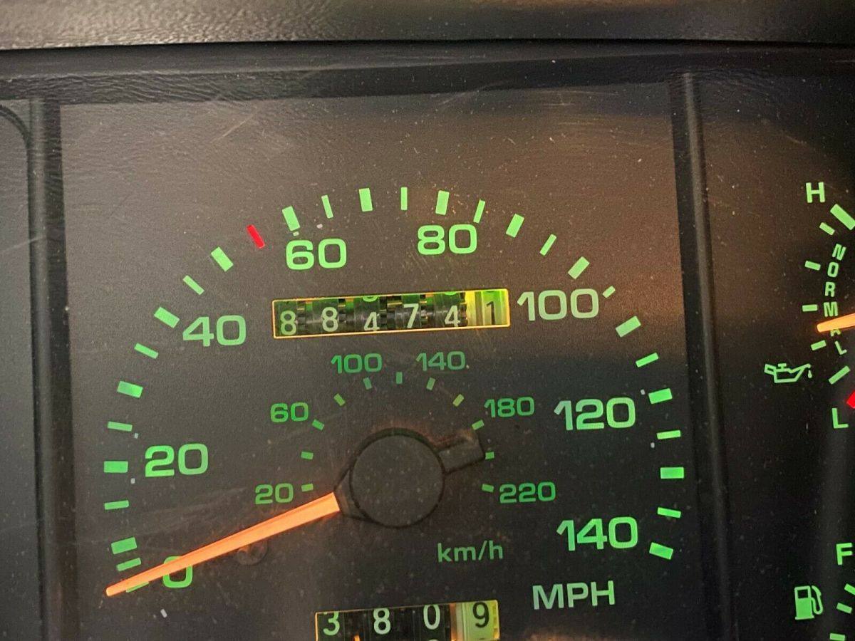 1992 Ford Mustang LX - photo 13
