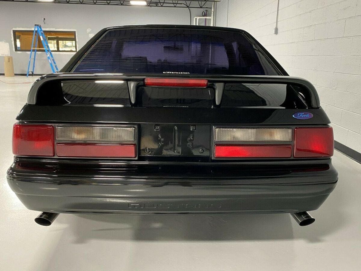 1992 Ford Mustang LX - photo 4