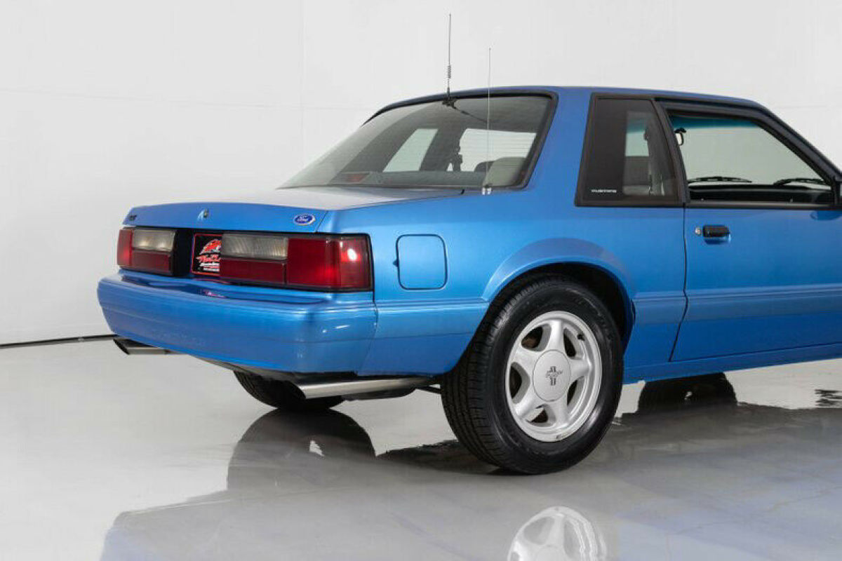 1992 Ford Mustang LX - photo 11