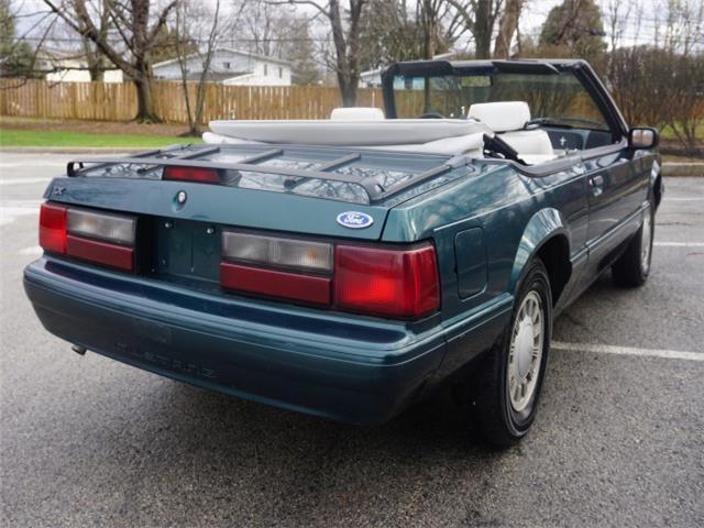 1992 Ford Mustang LX - photo 8