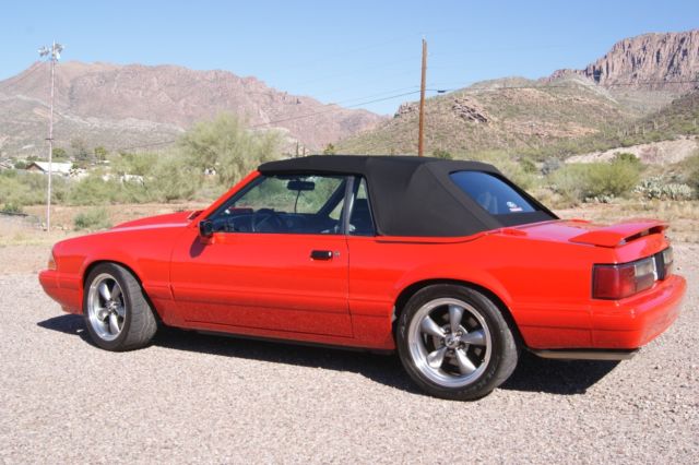 1992 Ford Mustang - photo 2