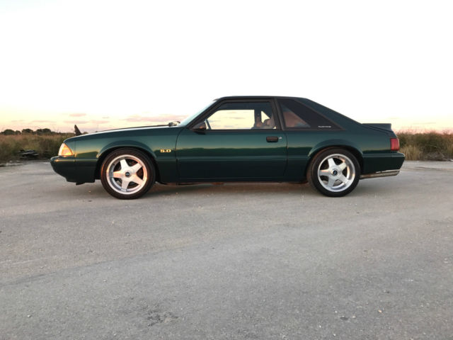 1992 Ford Mustang LX Hatchback 2-Door - photo 4