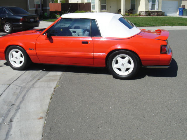 1992 Ford Mustang Convertible - photo 5