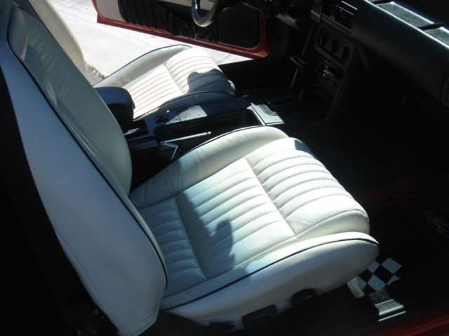 1992 Ford Mustang Convertible - photo 7