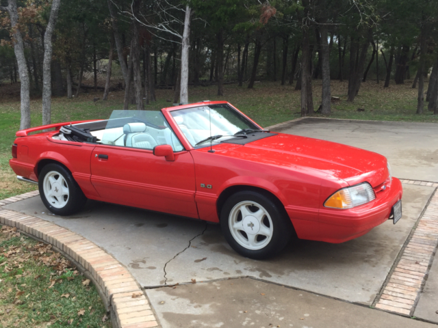 1992 Ford Mustang Vibrant Red LX 5.0 Automatic " Summer Edition" 55900 miles 1992 Ford Mustang --