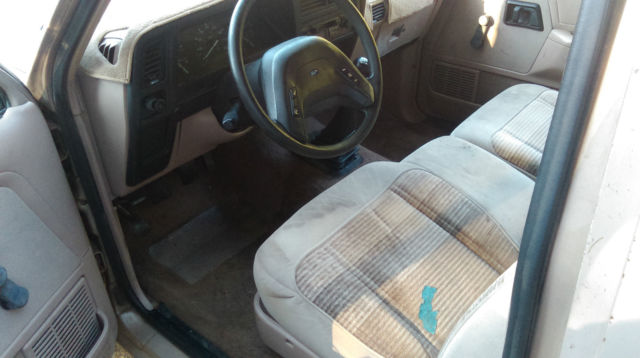 1992 Ford Ranger Custom Extended Cab Pickup 2-Door - photo 4