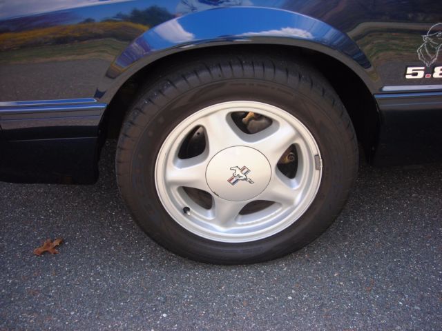 1992 Ford Mustang LX - photo 12