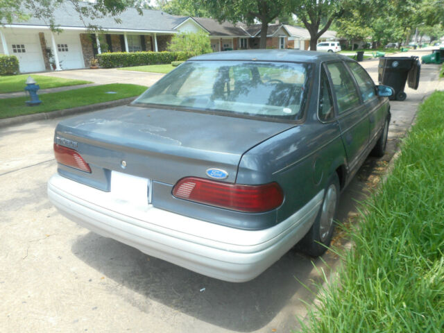 1992 Ford Taurus Grey - photo 2