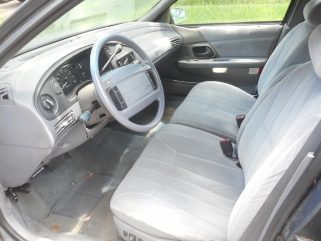 1992 Ford Taurus Grey - photo 4