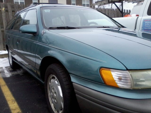 1992 Ford Taurus GL - photo 7