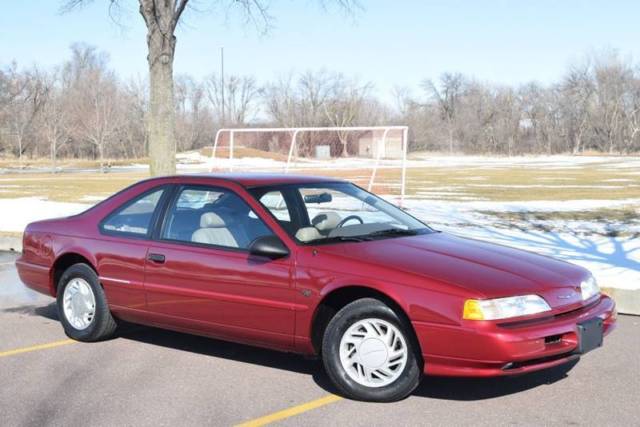 1992 Ford Thunderbird Sport 2dr Coupe V8 **One Owner 10,901 Original Miles** SUR 1992 Ford Thunderbird Sport 2dr Coupe