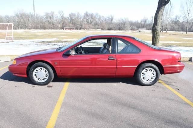 1992 Ford Thunderbird Sport 2dr Coupe - photo 10