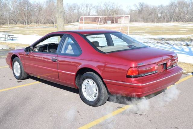 1992 Ford Thunderbird Sport 2dr Coupe - photo 9
