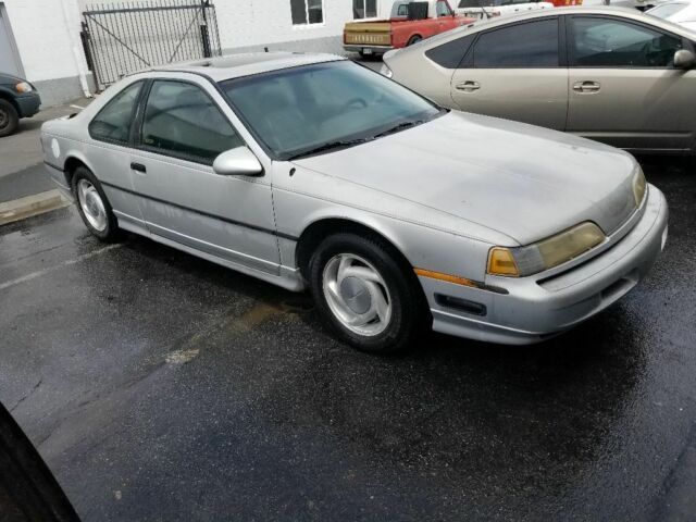 1992 Ford Thunderbird Super coupe - photo 2