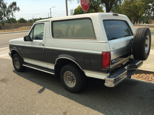 1992 Ford Bronco XLT - photo 2