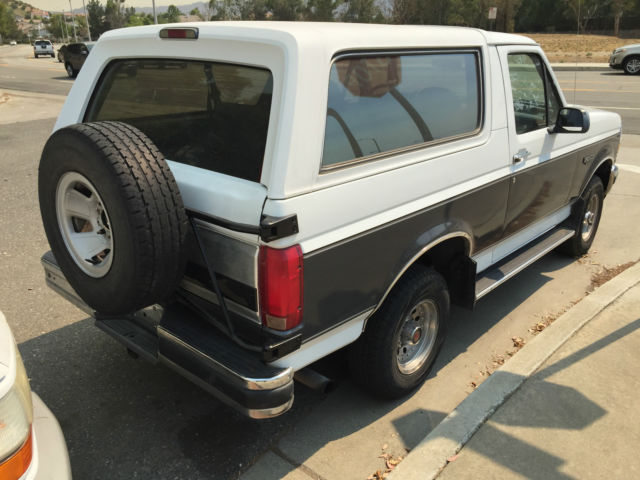 1992 Ford Bronco XLT - photo 3