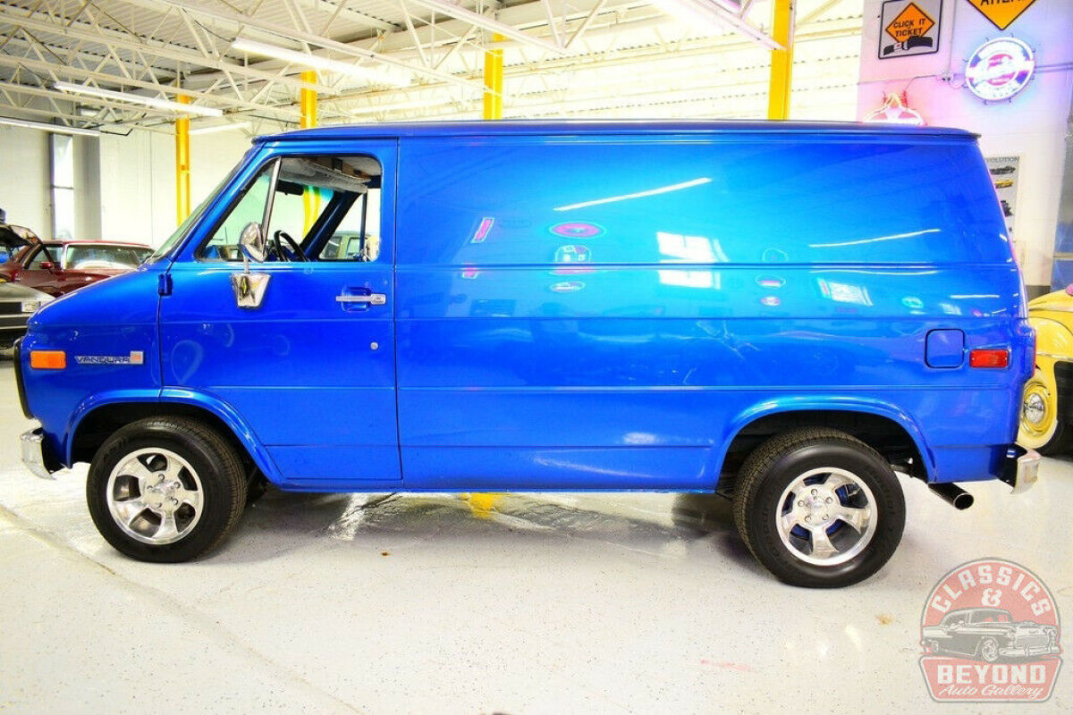 1992 GMC Vandura G25 - photo 12